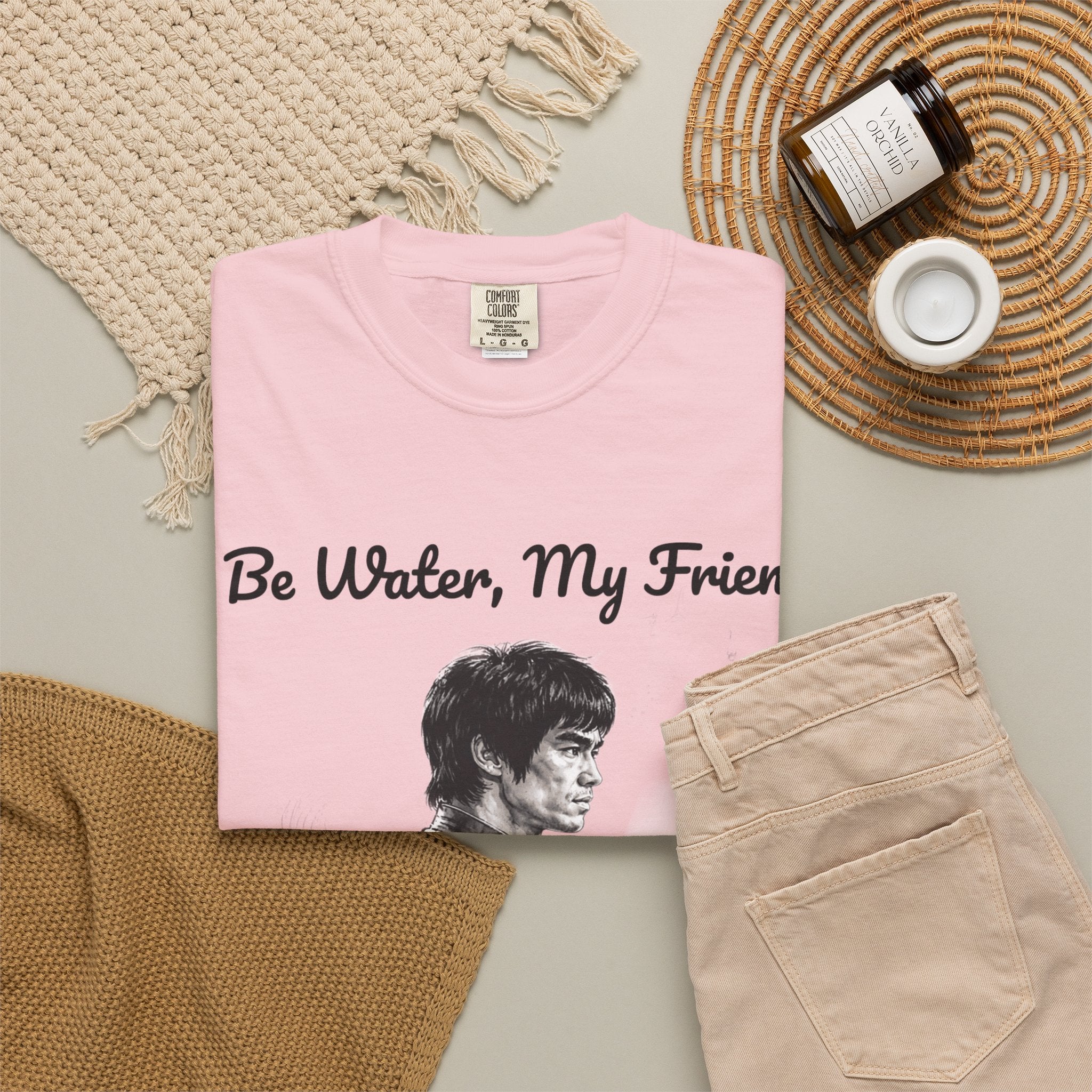 Embrace Adaptability: Bruce Lee Graphic T-Shirt, Classic Monochrome Portrait, Vintage Wash