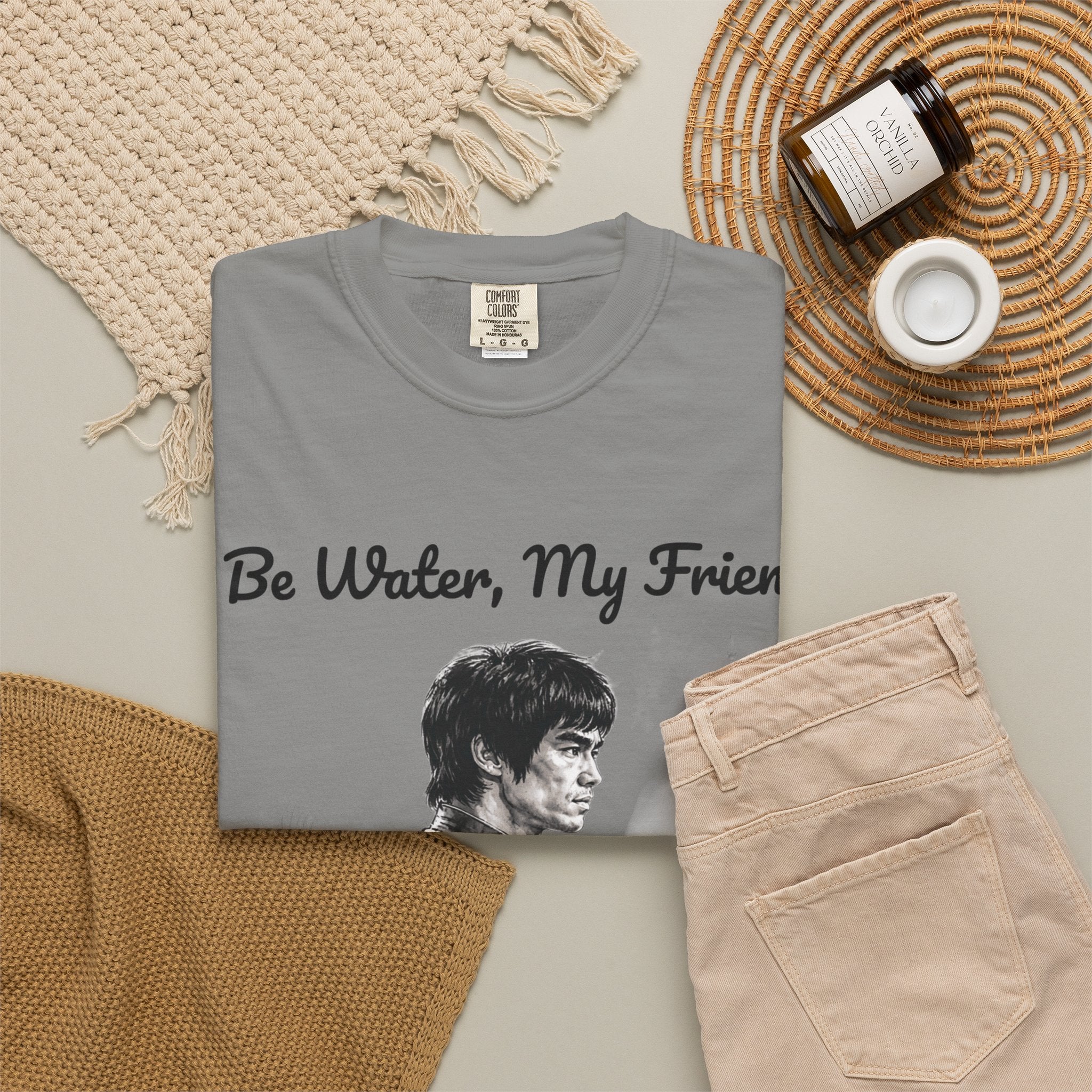 Embrace Adaptability: Bruce Lee Graphic T-Shirt, Classic Monochrome Portrait, Vintage Wash